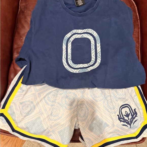 Overtime Navy Blue Graphic T-Shirt and Patterned Shorts Set - Picture 4 of 5